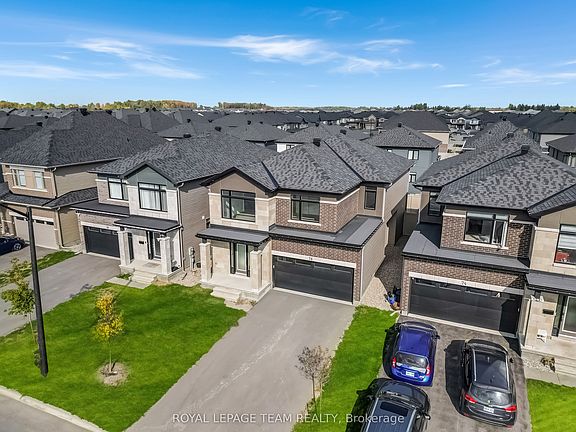 3rd image of 76 Big Dipper St
