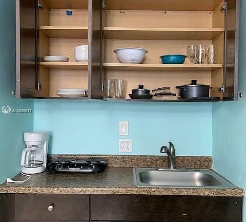 3rd image of 3801 Indian Creek Dr #105