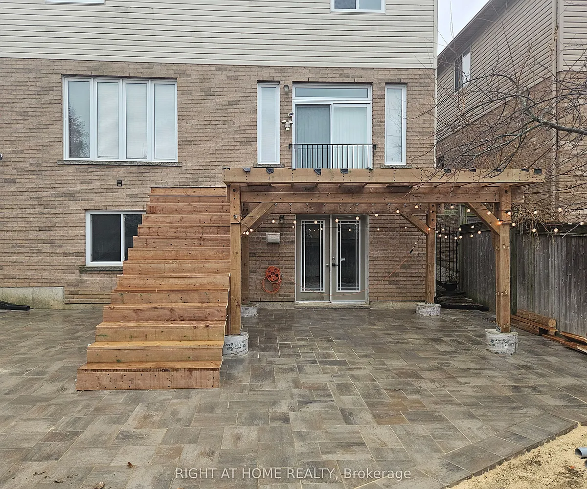 Building Photo - 85 Onyx Ct #BASEMENT