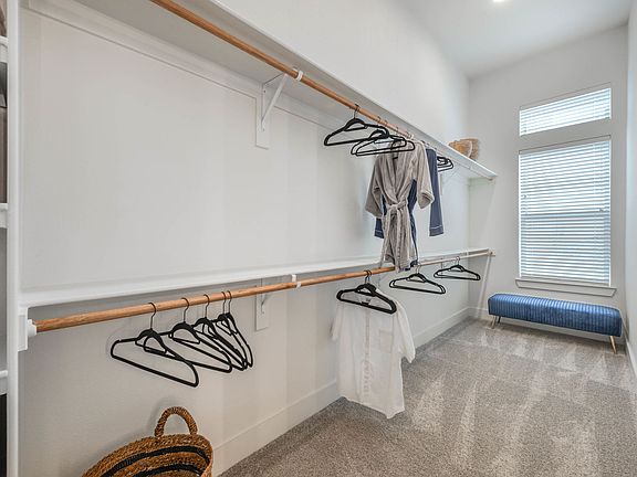 4th image of 1012 Burnett St #1310