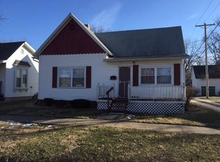 319 N Edwards St, Macomb, IL 61455