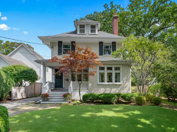 841 Prospect Ave, Winnetka, IL 60093