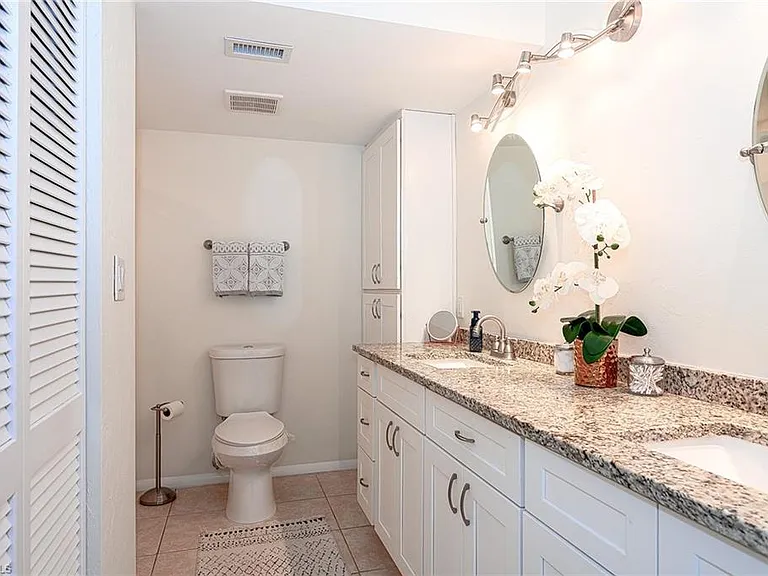 135 Cypress Way E #C — Photo 22