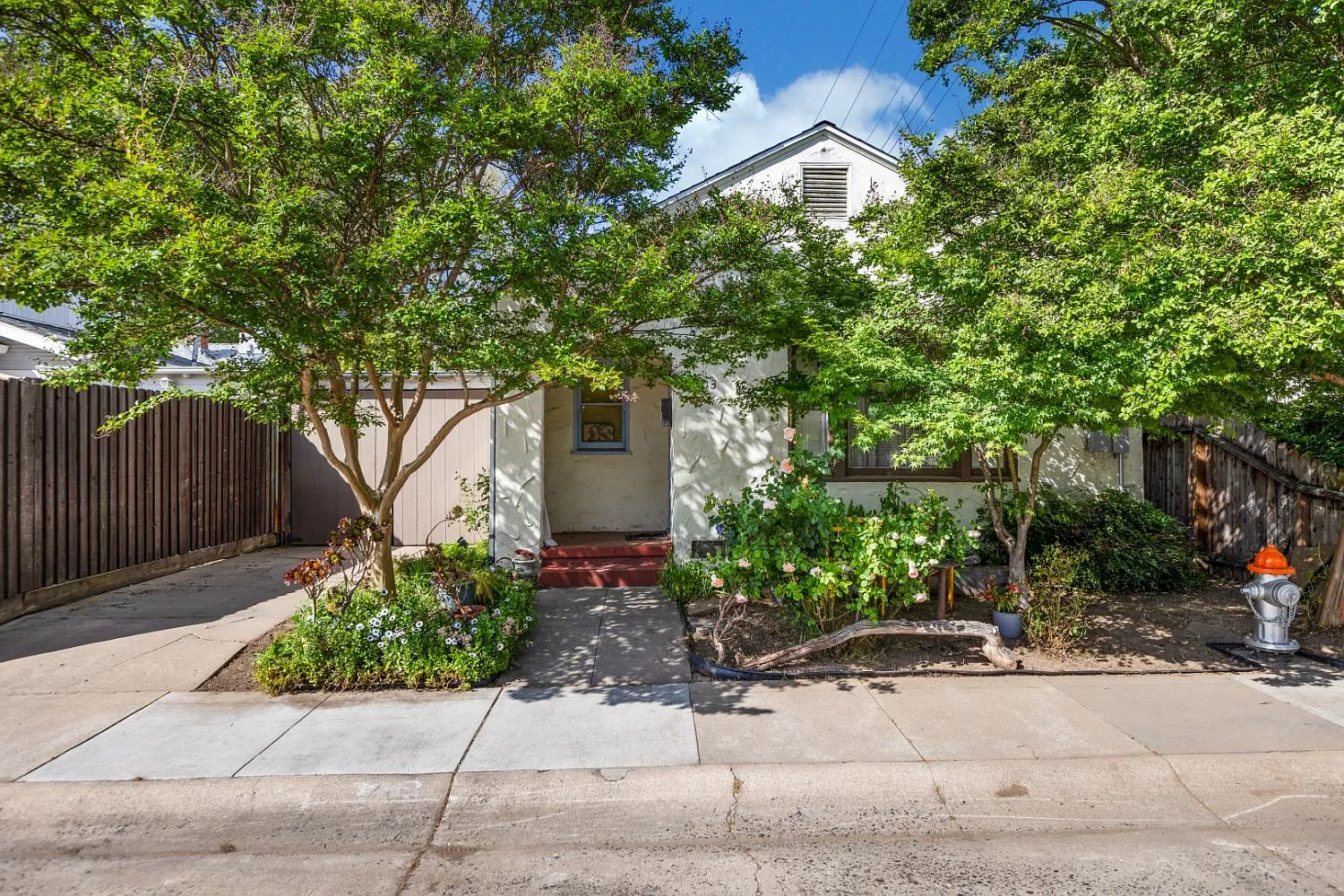 1703 Caramay Way photo 1