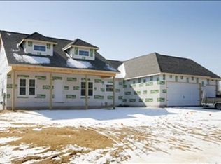 7873 Harvest Hill Ln, Kalamazoo, MI 49009