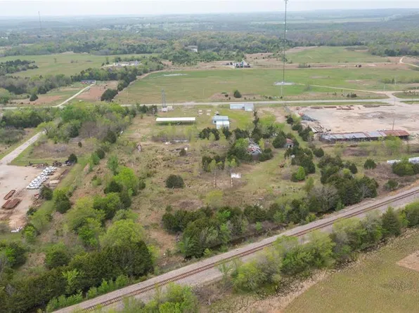 7970 9th Hwy, Wetumka, OK 74883