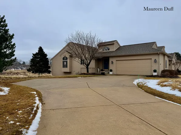 1554 E Harbour Towne Cir #73, Muskegon, MI 49441