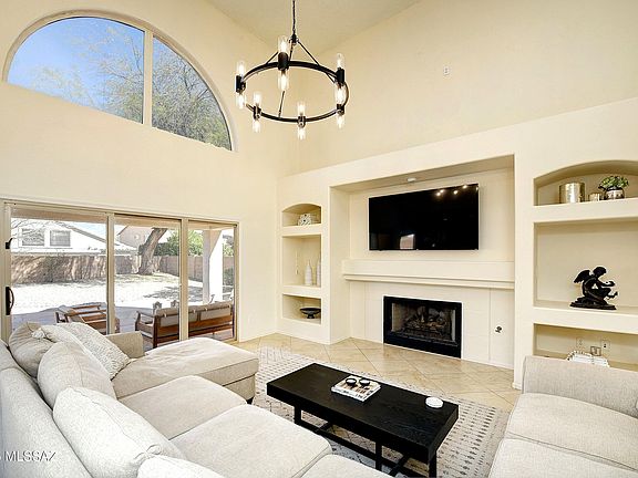 3rd image of 12370 N Echo Valley Dr
