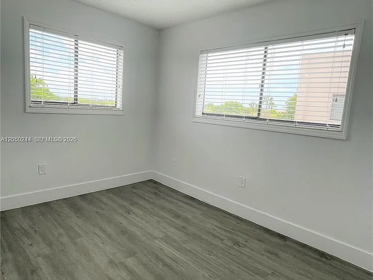 8520 SW 133rd Avenue Rd #406 — Photo 8