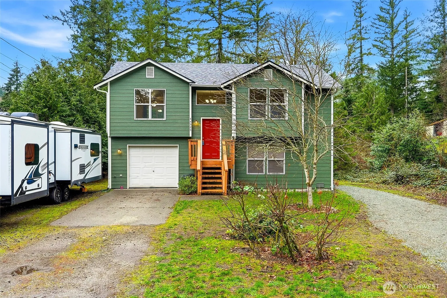 44525 Pine Road photo 1