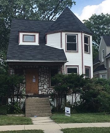 4th image of this home