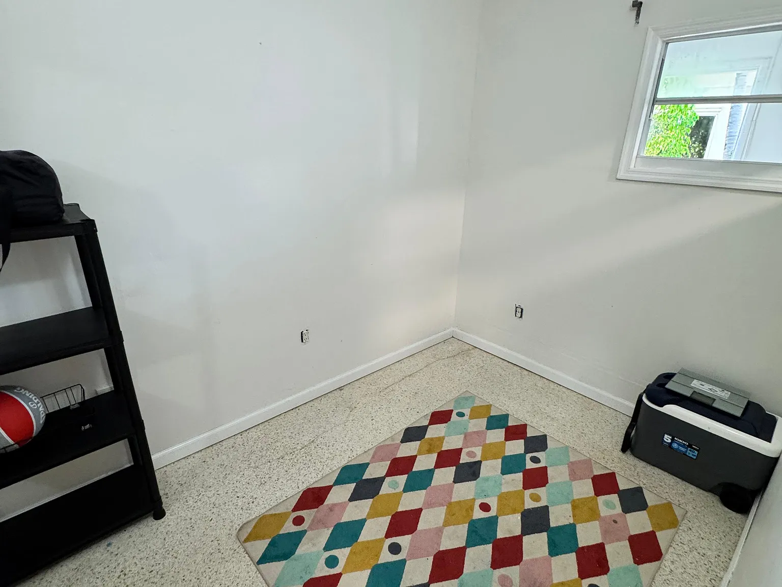 2 bed, 750 sqft, $1,900 — Photo 3