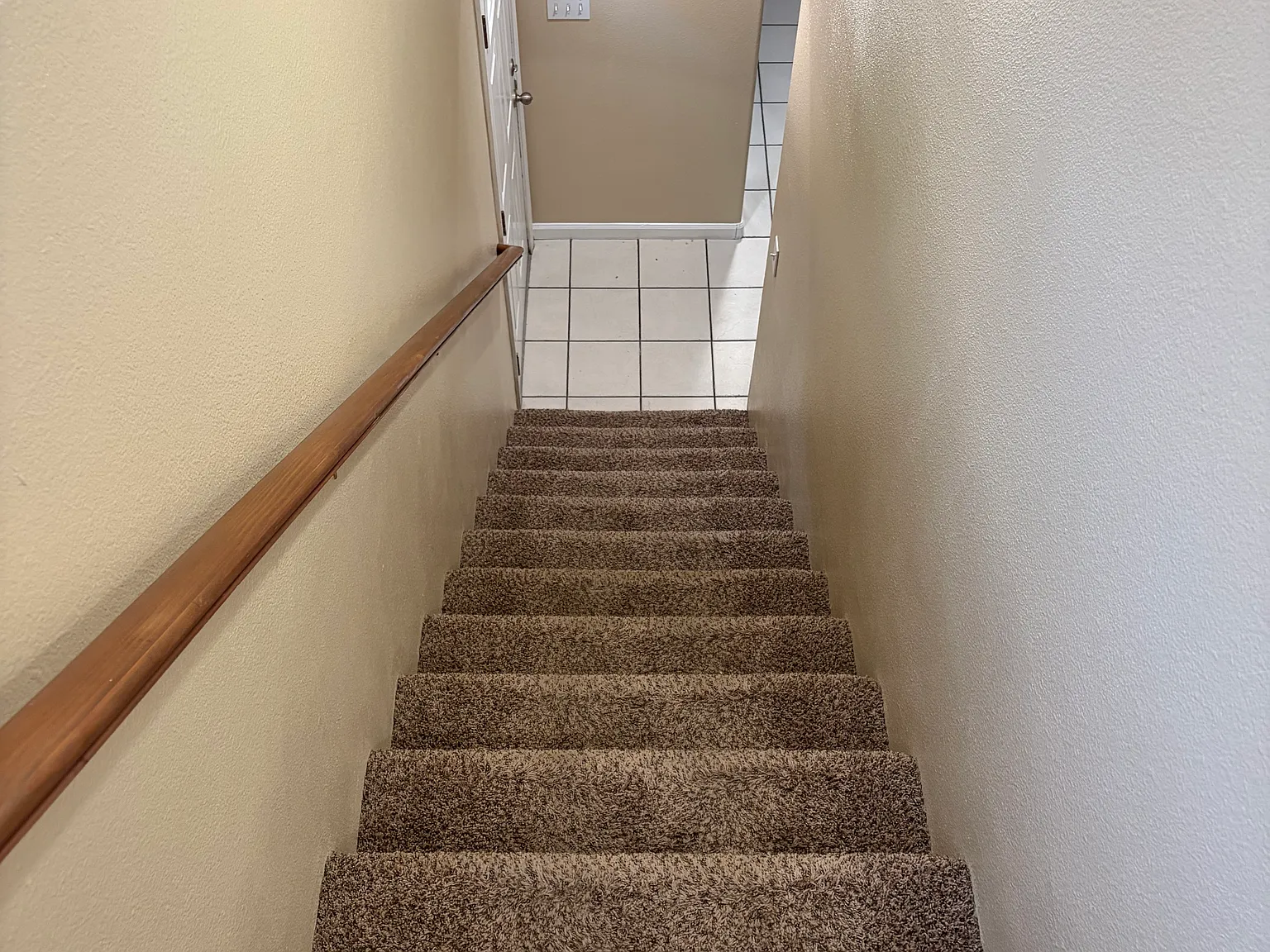 2 bed, 850 sqft, $1,400 — Photo 3