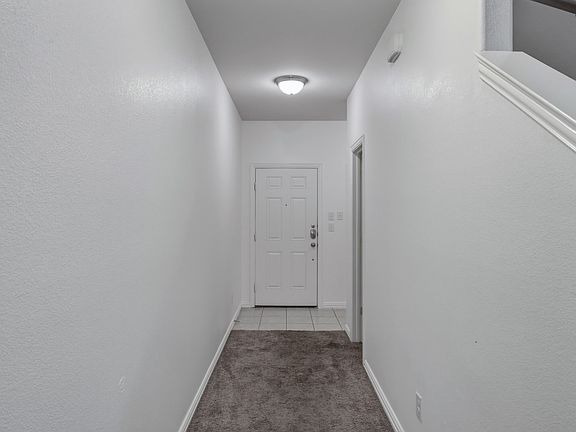 5th image of 2224 Abbey Ln
