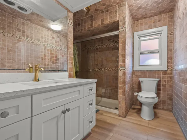 669 West Fingerboard Road image 15 of 39