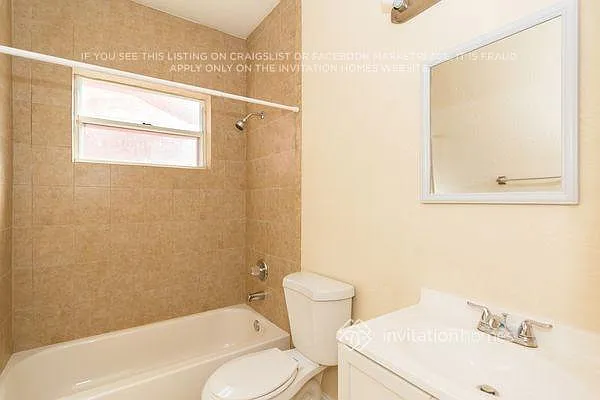 8723 NW 142nd Ln — Photo 24