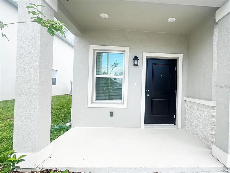 2821 Pierr St — Photo 2