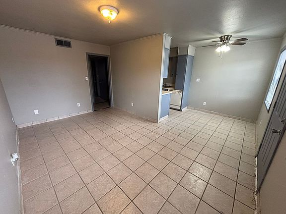 4th image of 525 S Duncan Ave #1-6