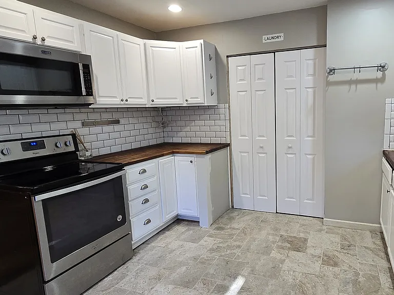 139 Kenyon Dr — Photo 4