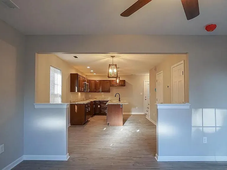 402 Dr W J Hodge St #J — Photo 6