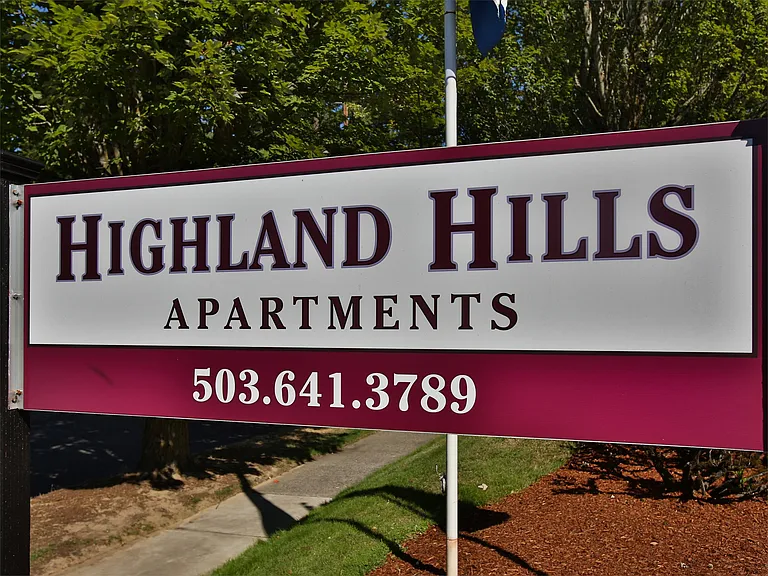 14120 SW Allen Blvd #16 — Photo 6