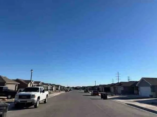 105 Pioneer Cir, Midland, TX 79705