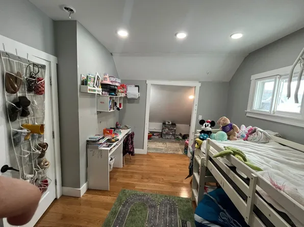 530-532 40th Street image 8 of 8