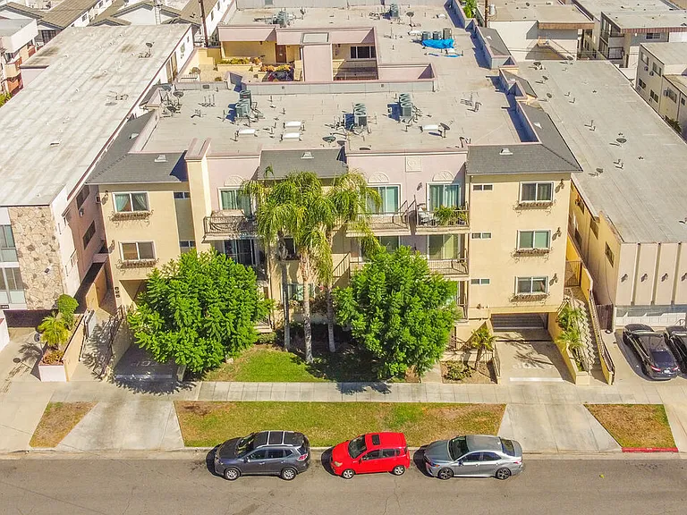 626 E Orange Grove Ave #105 — Photo 33