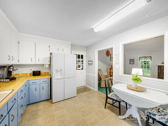5th image of 9732 Buckskin Ln