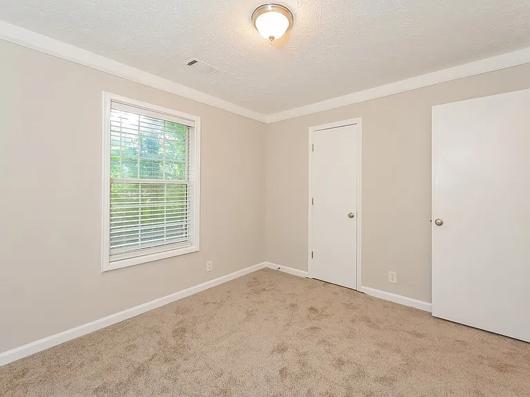 5406 Cindy Ln SE — Photo 12