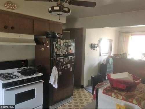 3rd image of 1142 Arundel St