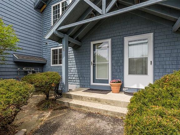 2nd image of 129 Portland Ave APT 26