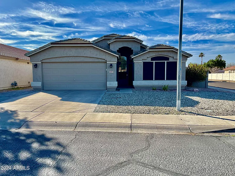 6471 W Adobe Dr — Photo 1