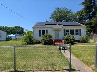 23 Laurel Dr, Hampton, VA 23669