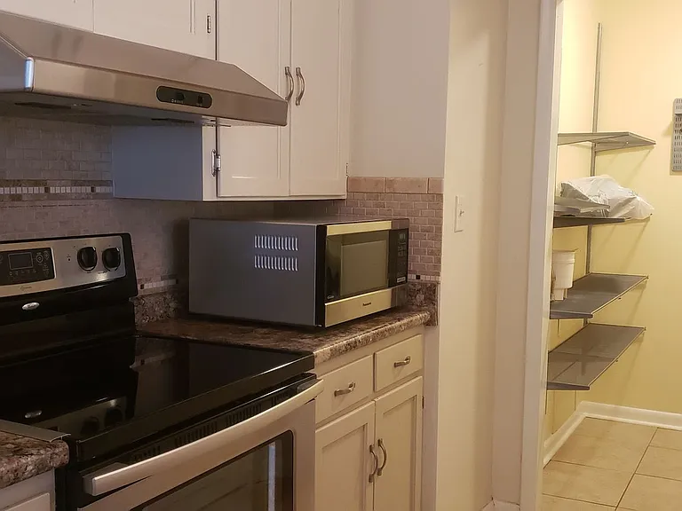 3123 Glenmont Dr — Photo 12