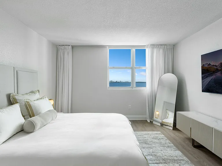 Wake Biscayne Bay — Photo 17