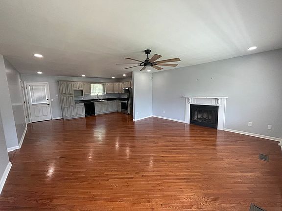 2nd image of 6101 Morning Glory Dr