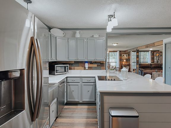 5th image of 205 Peach Tree Rd