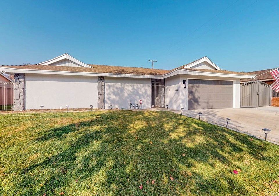 1st image of 631 E Vista Del Playa Ave