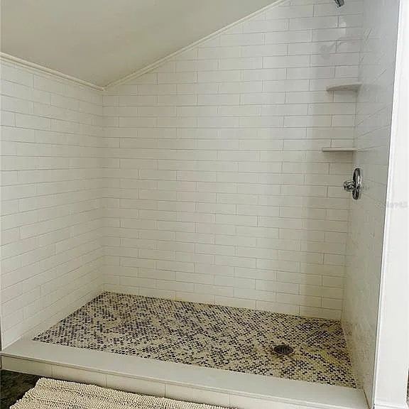 1222 E Crawford St #B — Photo 16