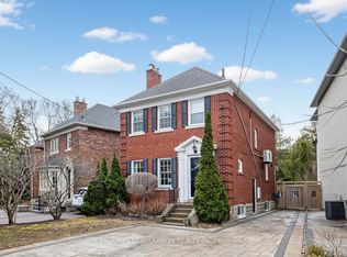 17 Otter Cres, Toronto, ON M5N 2W3