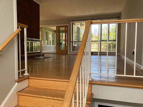 5th image of 6025 Cheshire Dr