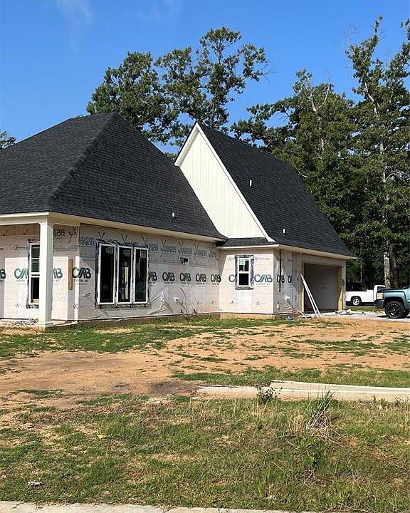 2nd image of 729 Julesburg Ln