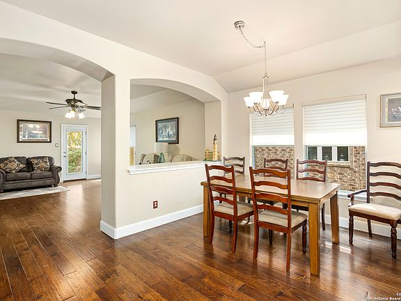 5th image of 309 Derby Drive