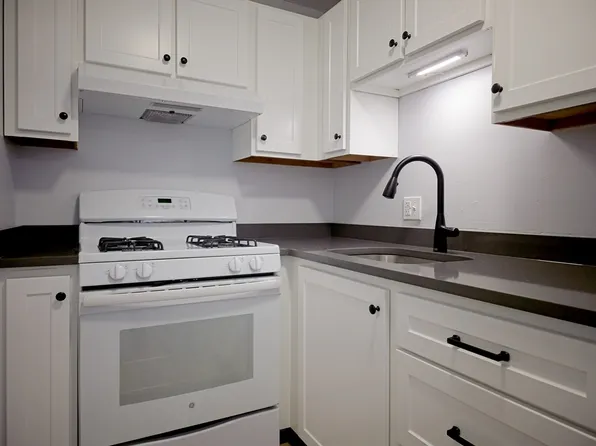 9 Kenmar Dr Unit 13, Billerica, MA 01821