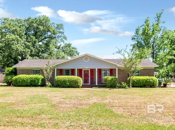 104 Terry St, Spanish Fort, AL 36527