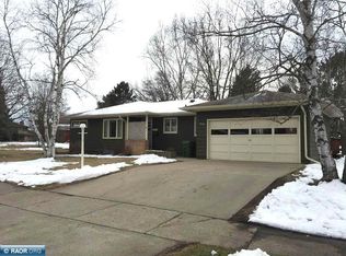 510 N Inner Dr, Hibbing, MN 55746