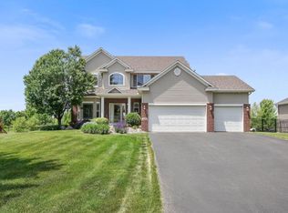 3949 Games Dr, Saint Bonifacius, MN 55375