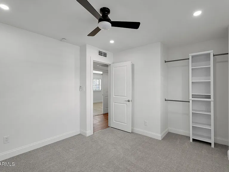 2542 W Nopal Ave — Photo 33