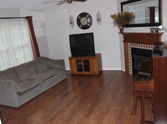 4th image of 1278 Poplar Hill Dr